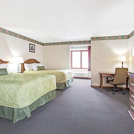 Ramada By Wyndham Flemington Hotel Luaran gambar