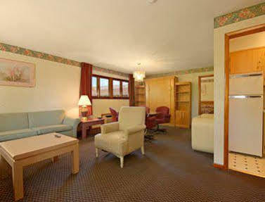 Ramada By Wyndham Flemington Hotel Luaran gambar